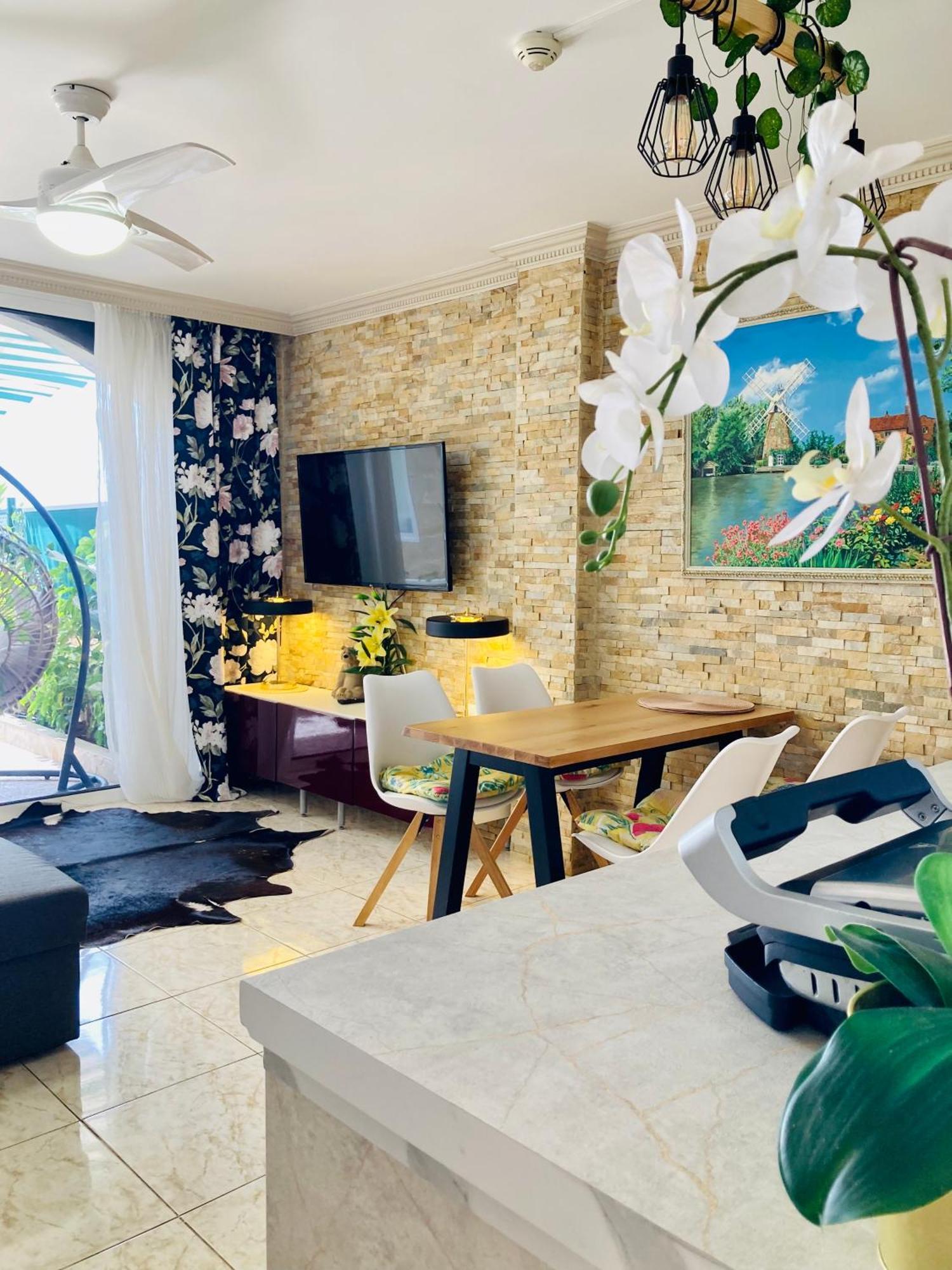 Pueblo Torviscas Sunset Harbour Private Apartment Costa Adeje Dış mekan fotoğraf